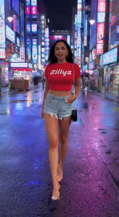 Zillyz Bold Crop Tee